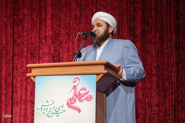 آئین تکریم اساتید مدارس علوم دینی اهل سنت کشور