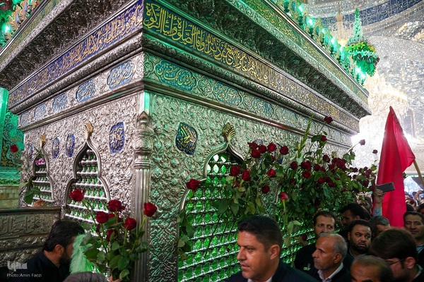 گلباران خدام حرم حضرت شاهچراغ عليه‌السلام‎