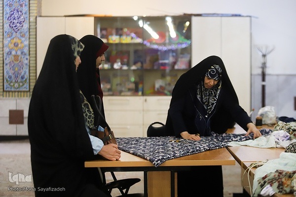 کرسی تلاوت قرآن بانوان خوزستانی