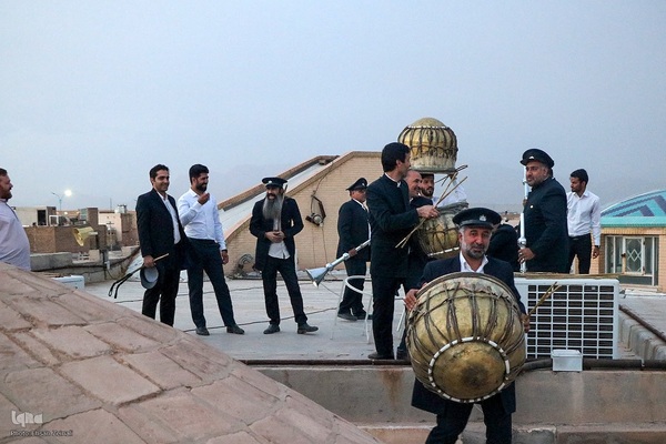 نقاره زنی در امامزاده جعفر(ع) یزد‎