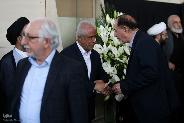 اجتماع دانشگاهیان دانشگاه‌های تهران در سوگ رییس جمهور