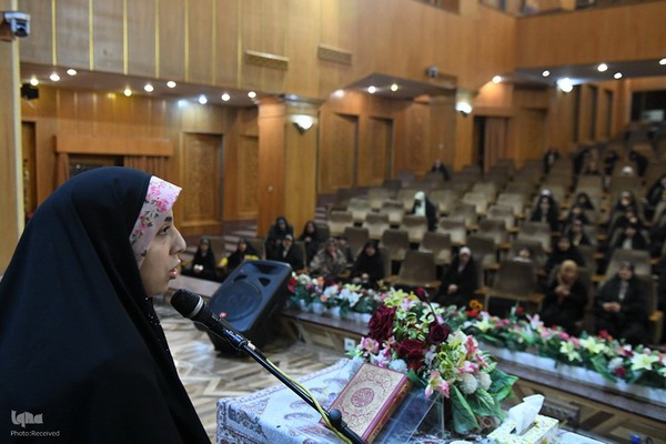 هفتاد و دومین محفل قرآنی بانوان در حرم حضرت عبدالعظیم حسنی (ع)