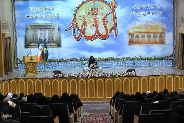 هفتاد و دومین محفل قرآنی بانوان در حرم حضرت عبدالعظیم حسنی (ع)