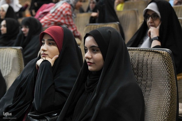 هفتاد و دومین محفل قرآنی بانوان در حرم حضرت عبدالعظیم حسنی (ع)