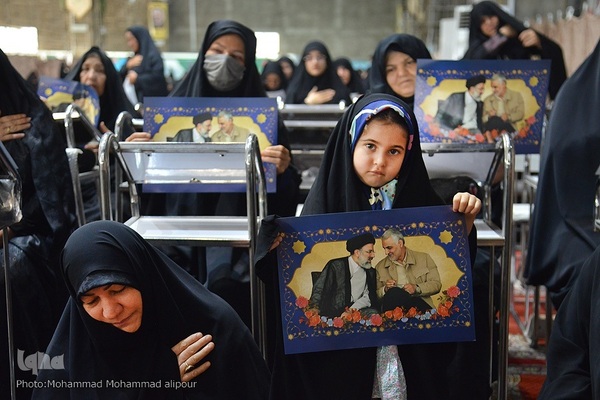 عزاداری مردم اهواز در سوگ شهادت آیت‌الله رئیسی و همراهانشان