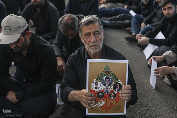 مراسم تشییع پیکرهای شهدای خدمت