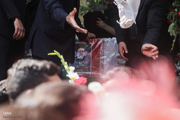 مراسم تشییع پیکرهای شهدای خدمت