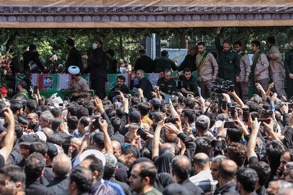 مراسم تشییع پیکرهای شهدای خدمت