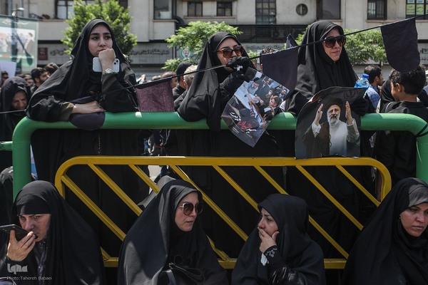 مراسم تشییع پیکرهای شهدای خدمت