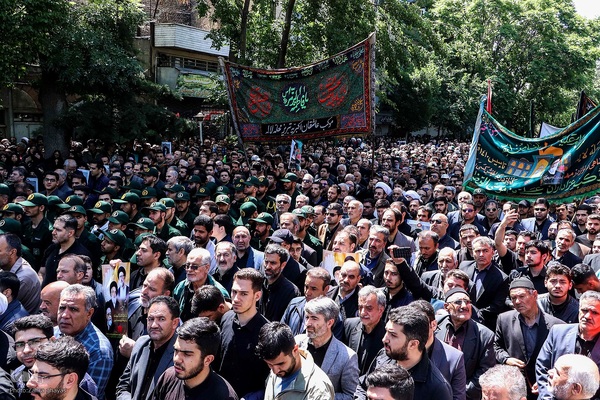 بدرقه تاریخی شهید آیت الله آل هاشم در تبریز‎