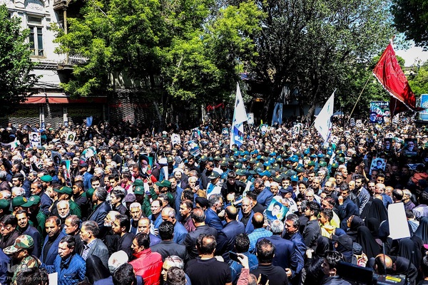 بدرقه تاریخی شهید آیت الله آل هاشم در تبریز‎