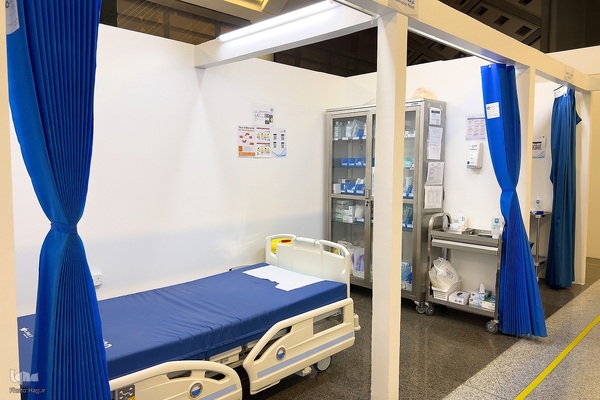 بدرقه زایران کشورمان از مدینه به مکه با قطار سریع السیر