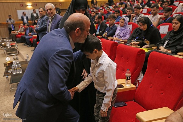 افتتاحیه مسابقات ملی مناظره دانشجویان