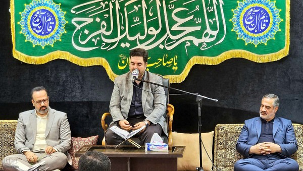 جلسه آموزش قرآن «هادی صلح‌جو» در غرب تهران