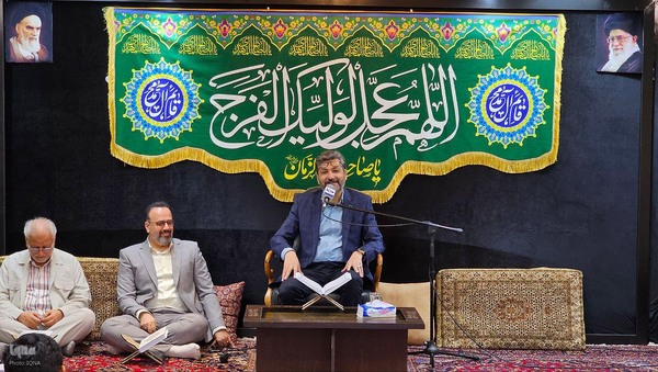 جلسه آموزش قرآن «هادی صلح‌جو» در غرب تهران