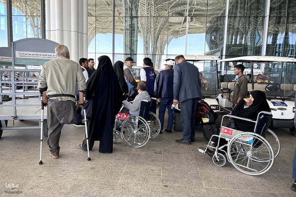 ورود کاروان جانبازان به مدینه النبی