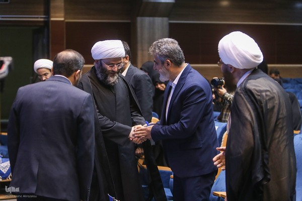 آئین تکریم و معارفه دبیر کل اتحادیه انجمن‌های اسلامی