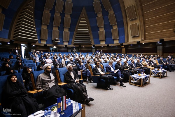 آئین تکریم و معارفه دبیر کل اتحادیه انجمن‌های اسلامی