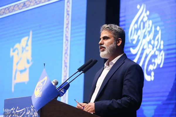 آئین تکریم و معارفه دبیر کل اتحادیه انجمن‌های اسلامی