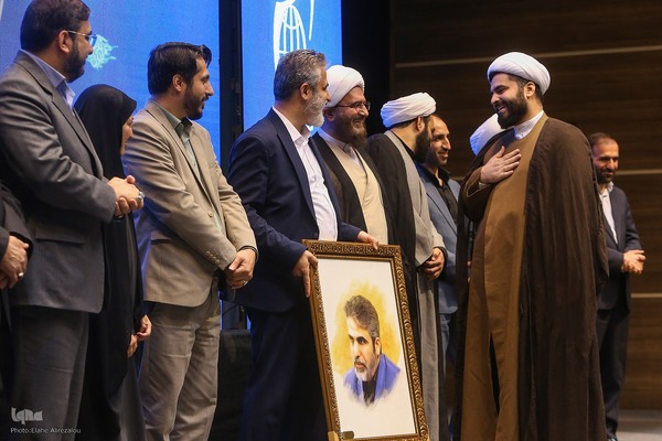 آئین تکریم و معارفه دبیر کل اتحادیه انجمن‌های اسلامی