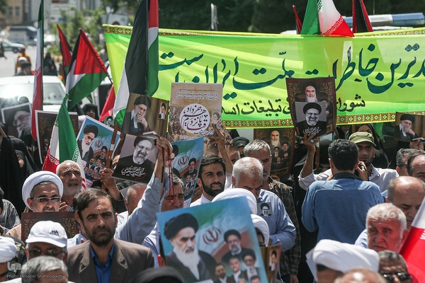 راهپیمایی یوم الله قیام ۱۵ خرداد در قم