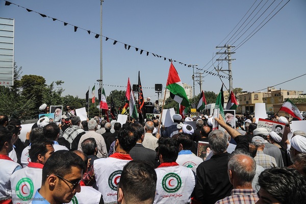 راهپیمایی یوم الله قیام ۱۵ خرداد در قم