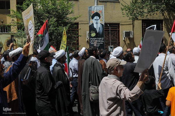 راهپیمایی یوم الله قیام ۱۵ خرداد در قم