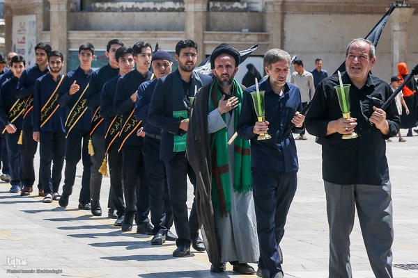 دسته عزا خادمان حرم مطهر بانوی کرامت در رثای امام جواد(ع)//////قم///