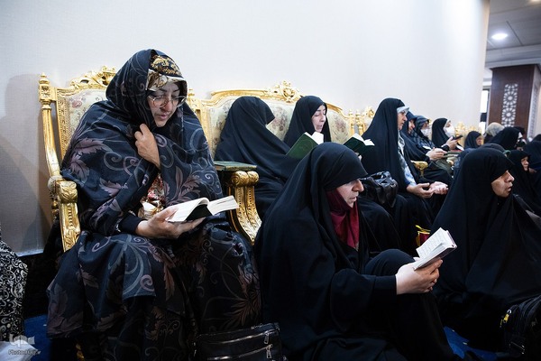 دعای ندبه زائران ایرانی در مکه مکرمه