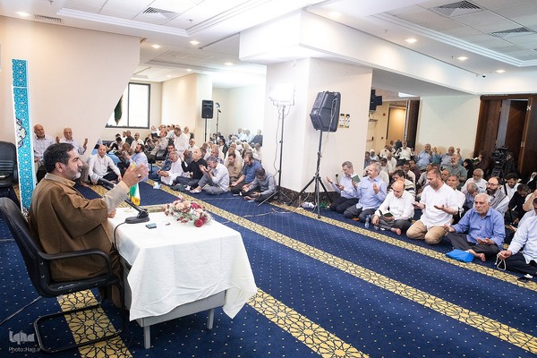 دعای ندبه زائران ایرانی در مکه مکرمه