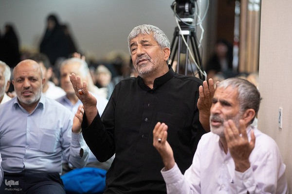 دعای ندبه زائران ایرانی در مکه مکرمه