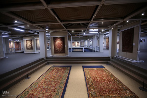 موزه فرش ایران