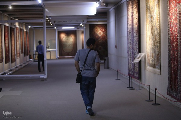 موزه فرش ایران