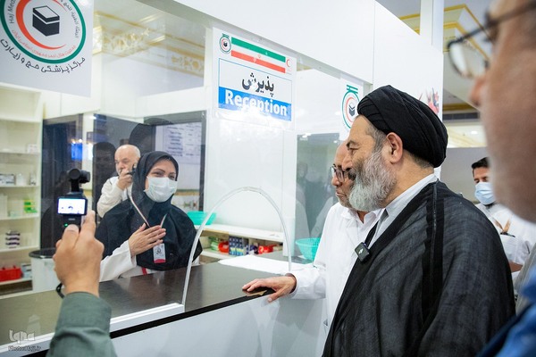 بازدید سرپرست حجاج ایرانی از بیمارستان مکه مکرمه