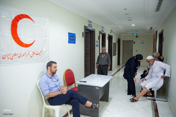 بازدید سرپرست حجاج ایرانی از بیمارستان مکه مکرمه