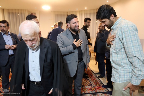 دیدار جمعی از فرزندان شهدا با خانواده شهید صیاد شیرازی