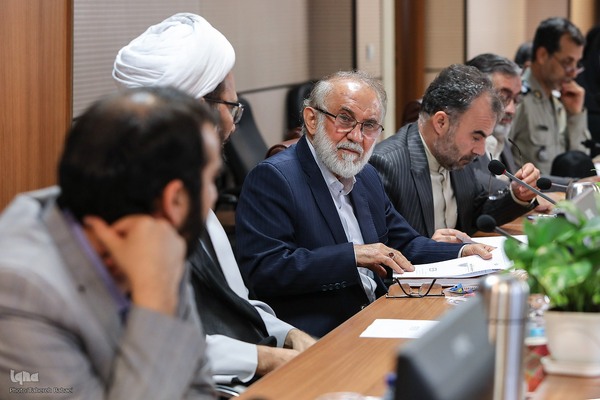 نشست هم‌اندیشی استادان تدبر در قرآن کریم