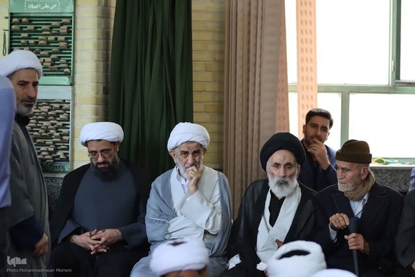 تشییع پیکر آیت‌الله غیاث‌الدین طه محمدی‎