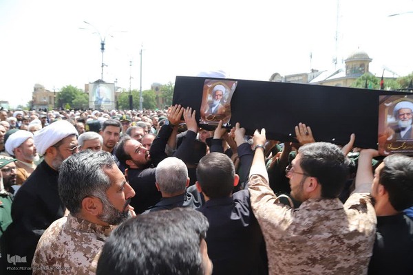 تشییع پیکر آیت‌الله غیاث‌الدین طه محمدی‎