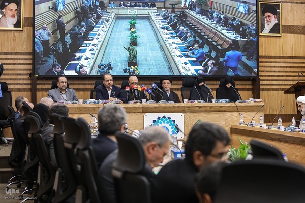 نشست «یک دهه سخن رهبر حکیم انقلاب اسلامی با جوانان آمریکا و اروپا»