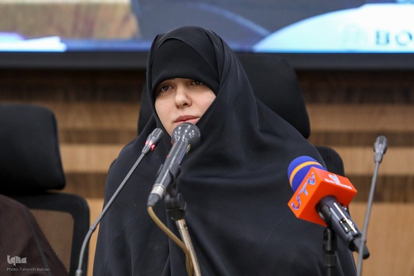 ریحانه سادات رئیسی در نشست «یک دهه سخن رهبر حکیم انقلاب اسلامی با جوانان آمریکا و اروپا»