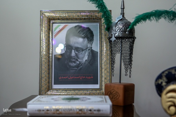 دیدار جامعه قرآنی با خانواده شهید اسماعیل احمدی