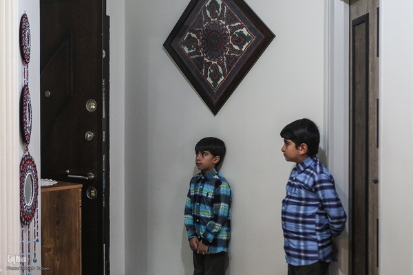 دیدار جامعه قرآنی با خانواده شهید اسماعیل احمدی