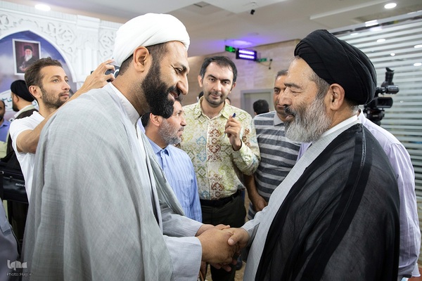 همایش حج در نگاه رهبری _2