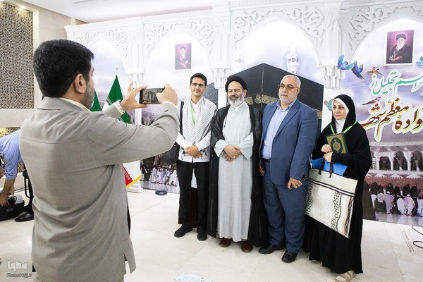 مراسم تجلیل از خانواده معظم شهدا