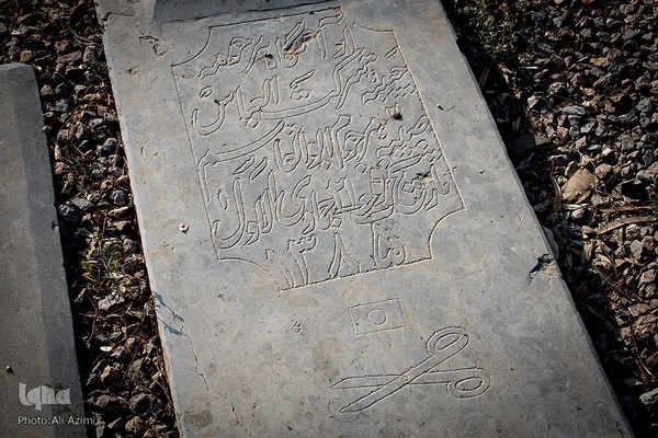 تخت فولاد؛ سرزمین نماد‌ها و نشانه‌ها