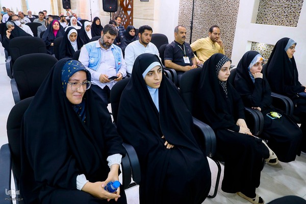 دیدار صمیمی با نوجوانان و جوانان حج گزار