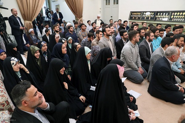 دیدار جمعی از مدال‌آوران المپیادهای علمی