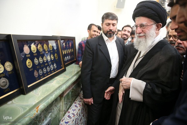 دیدار جمعی از مدال‌آوران المپیادهای علمی