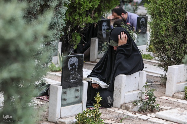 مراسم پرفیض دعای عرفه در گلزار شهدا تهران